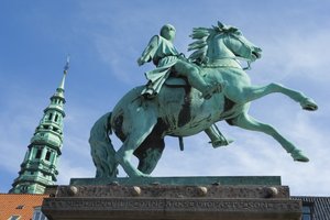 Statua equestre del Vescovo Absalon (1128-1201) 1902 (bronzo)